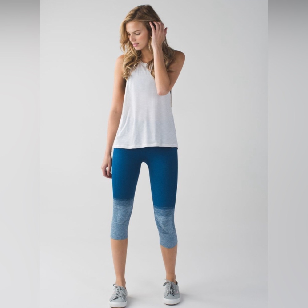 Lululemon Seamlessly Street Crop Leggings Heathered Poseidon Blue Size 6